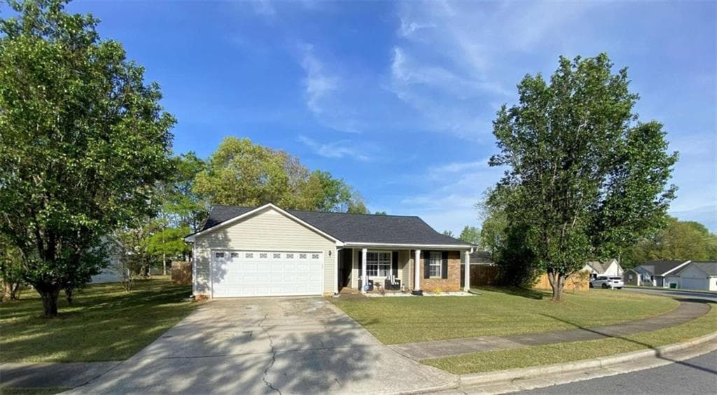 188 Waters Edge Drive, Locust Grove, GA 30248 — most recent listing photo