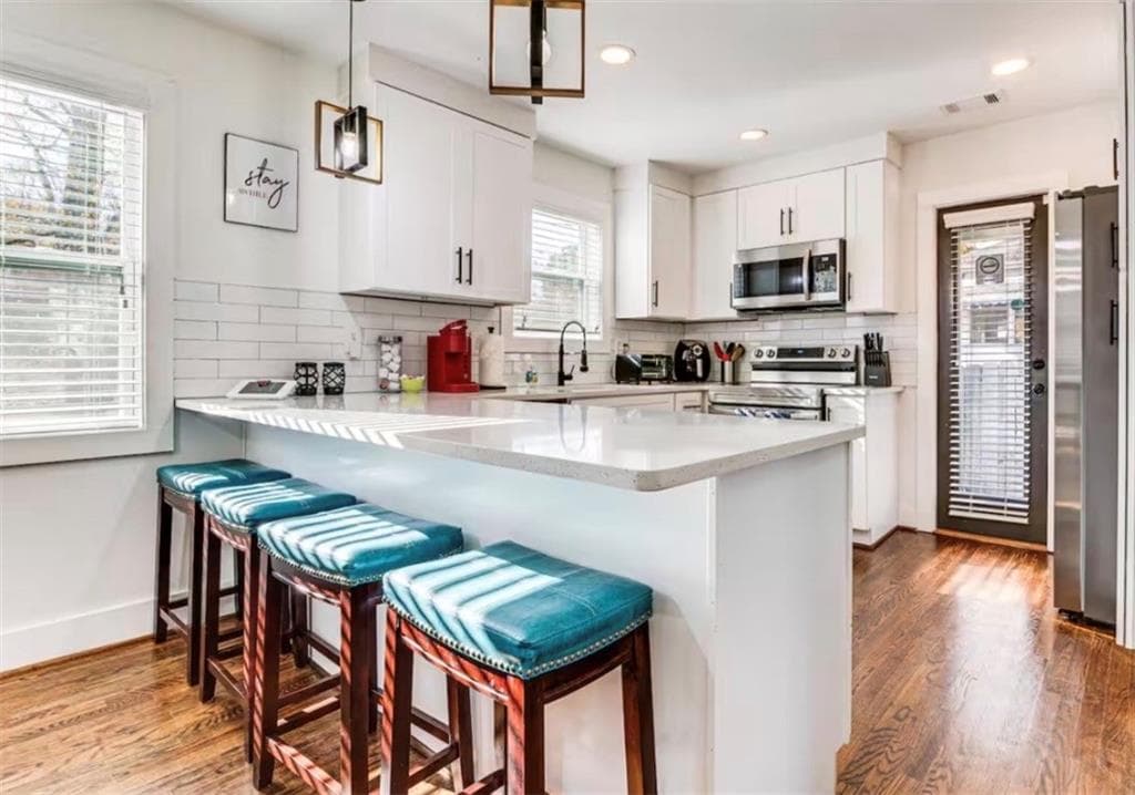 3 bedroom, 2 bathroom, 1,200 sq ft single family residence for sale at 2235 Baker Road, Atlanta, GA 30318 — photo 8