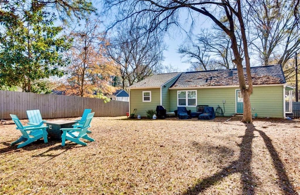 3 bedroom, 2 bathroom, 1,200 sq ft single family residence for sale at 2235 Baker Road, Atlanta, GA 30318 — photo 9