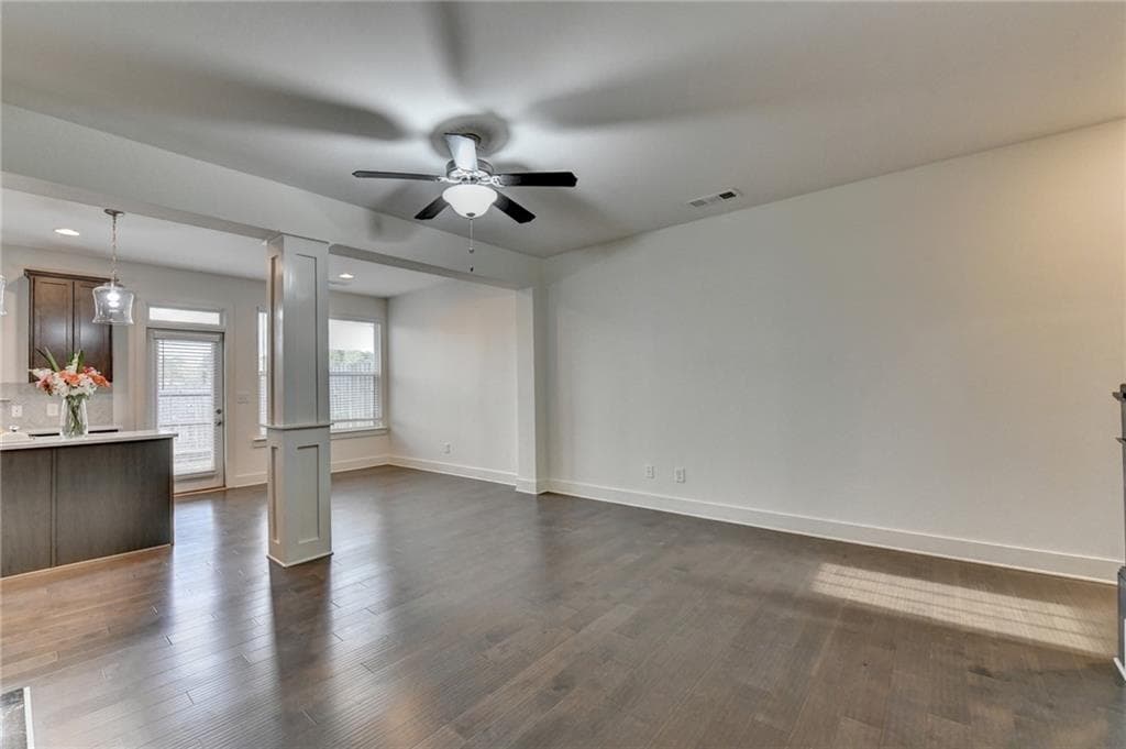 3 bedroom, 3 bathroom, 1,774 sq ft townhouse for sale at 207 N Auburn Landing Place, Auburn, GA 30011 — photo 8