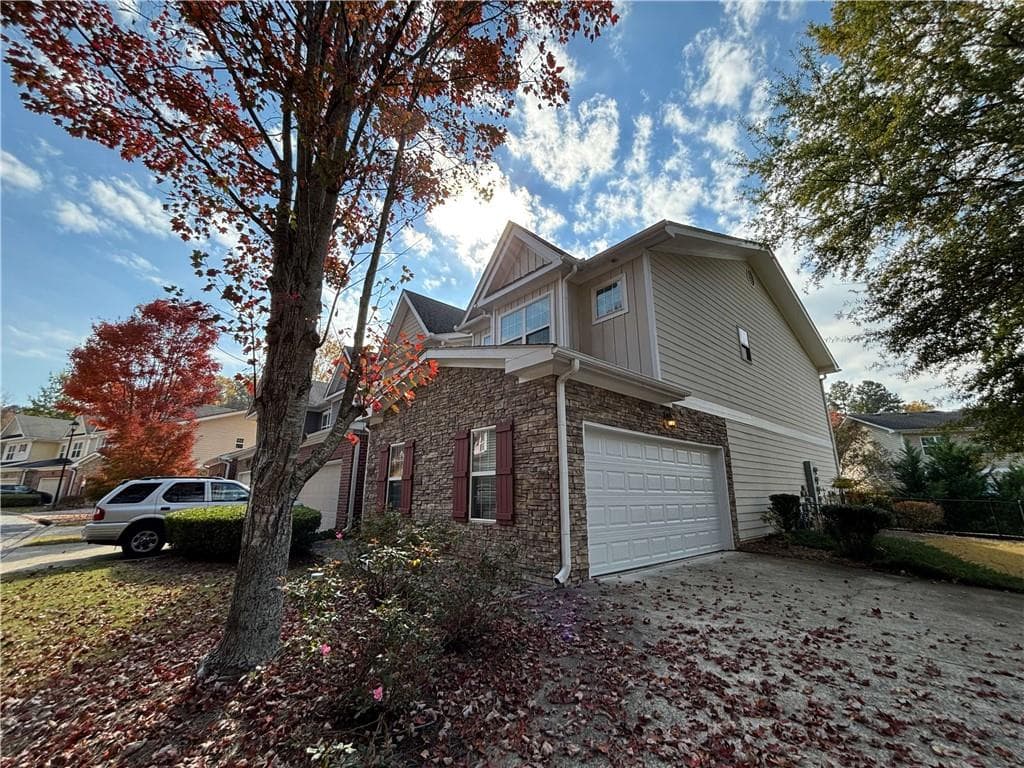 3 bedroom, 3 bathroom, 2,048 sq ft townhouse for sale at 1231 Gates Mill Drive #14, Kennesaw, GA 30144 — photo 2