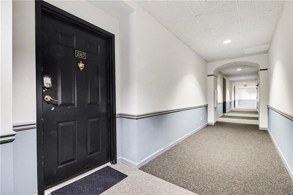 1 bedroom, 1 bathroom, 840 sq ft condominium for sale at 970 Sidney Marcus Boulevard 2317, Atlanta, GA 30324 — photo 7