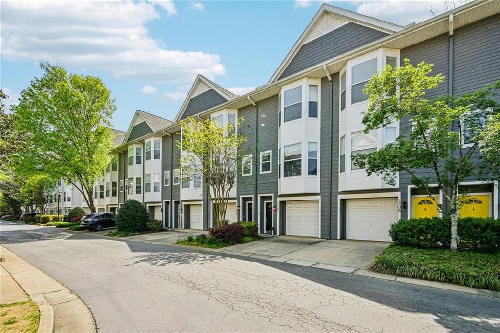 3 bedroom, 4 bathroom, 1,792 sq ft townhouse for sale at 951 Glenwood Avenue 1706, Atlanta, GA 30316 — photo 2