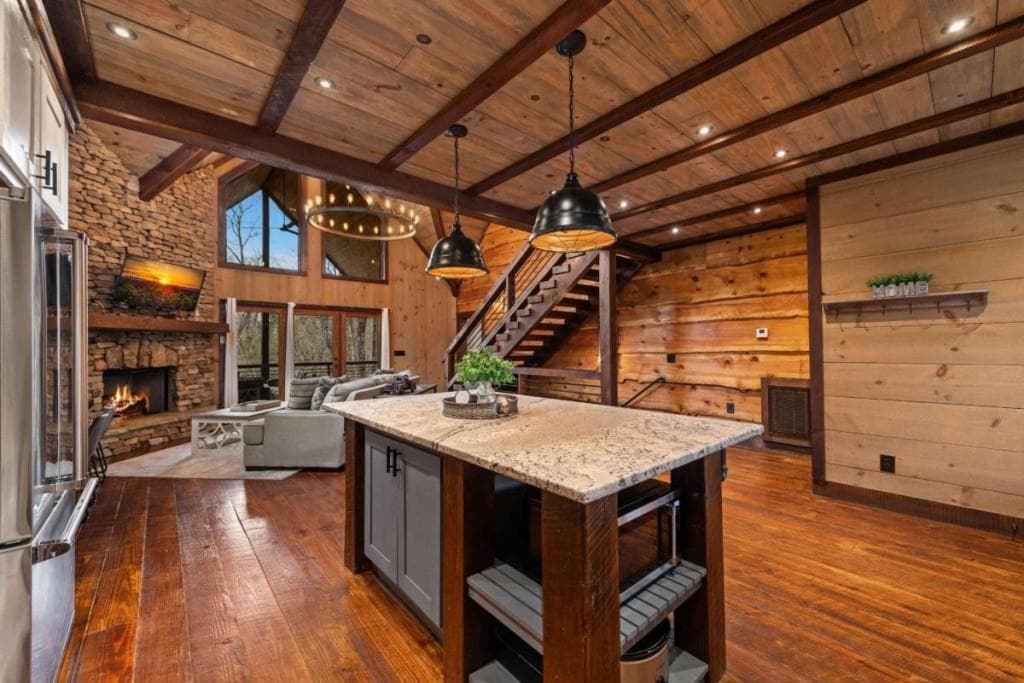 3 bedroom, 4 bathroom, 2,760 sq ft single family residence for sale at 134 Cohutta Overlook Trail, Blue Ridge, GA 30513 — photo 8