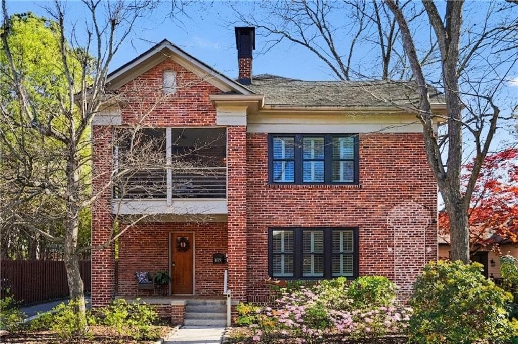 4 bedroom, 4 bathroom, 4,343 sq ft single family residence for sale at 119 E Maple Street, Decatur, GA 30030 — photo 2