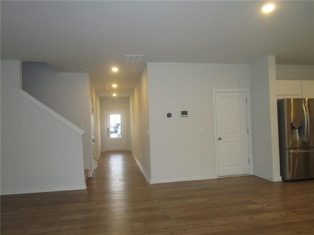 5 bedroom, 4 bathroom single family residence for rent at 5169 Union Heights Way, Flowery Branch, GA 30542 for $2,600 a month — photo 2