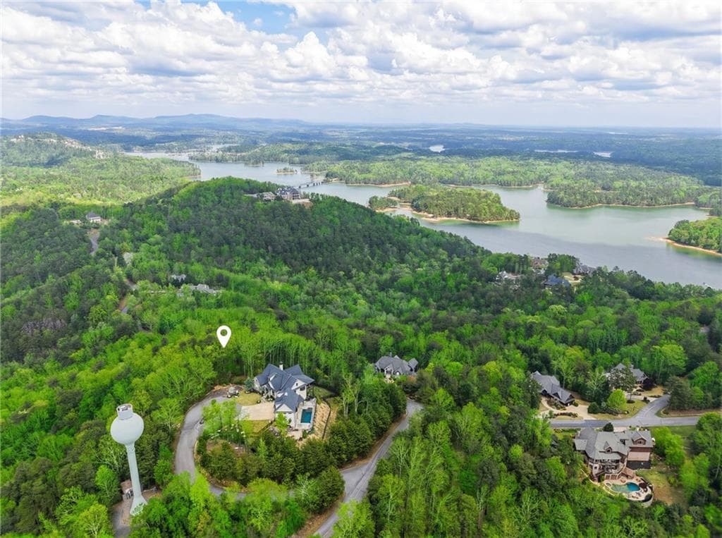 single family residence under contract at 12 Signal Mountain Circle, Cartersville, GA 30121 — photo 2