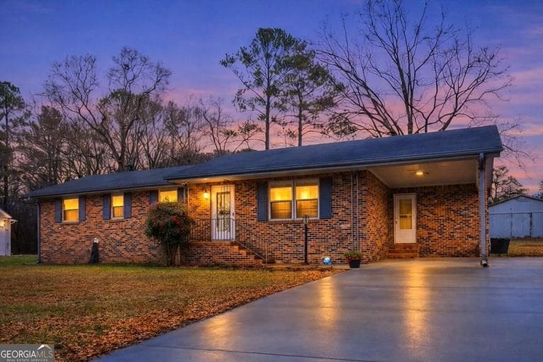 114 Woodcrest Drive, Griffin, GA 30223 — most recent listing photo