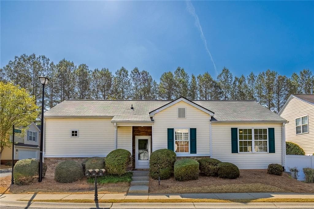 3 bedroom, 2 bathroom, 1,118 sq ft single family residence sold at 631 Windcroft Circle, Acworth, GA 30101