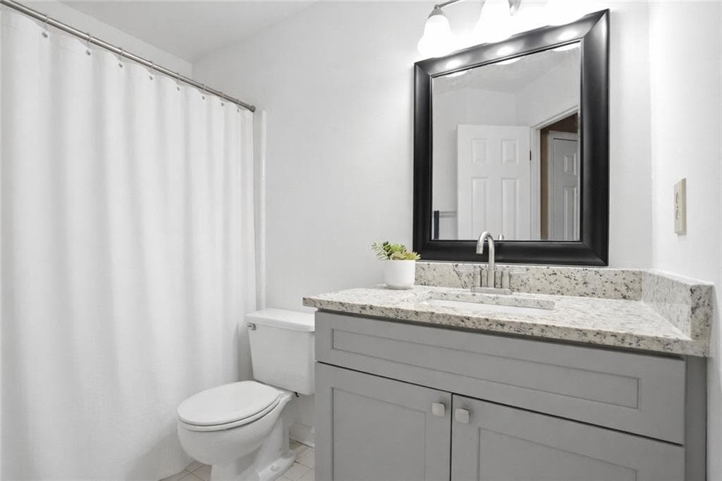 2 bedroom, 2 bathroom, 933 sq ft condominium for sale at 5626 River Heights Crossing, Marietta, GA 30067 — photo 8