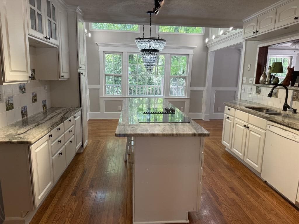 5 bedroom, 5 bathroom, 4,303 sq ft single family residence for sale at 5382 Lanford Springs Court, Lilburn, GA 30047 — photo 9