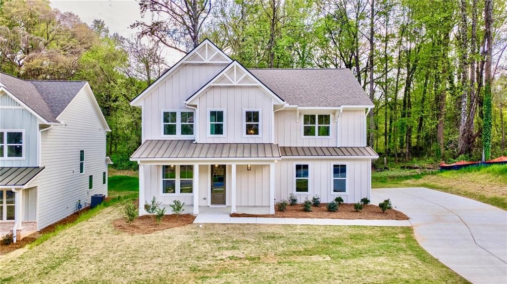 4 bedroom, 4 bathroom, 2,801 sq ft single family residence for sale at 1709 Eastside Parc Street, Atlanta, GA 30316