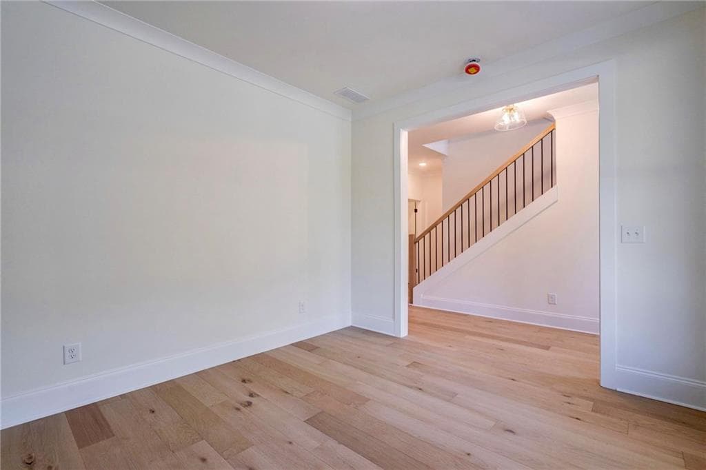 4 bedroom, 4 bathroom, 2,801 sq ft single family residence for sale at 1709 Eastside Parc Street, Atlanta, GA 30316 — photo 7