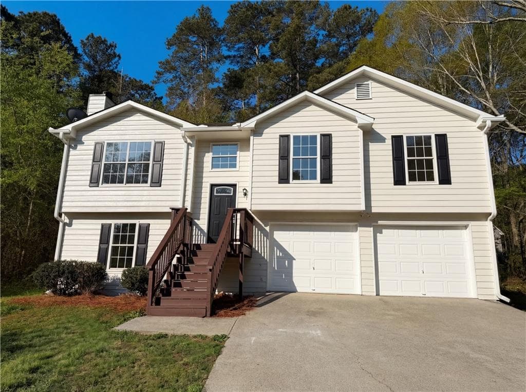 4 bedroom, 3 bathroom, 1,802 sq ft single family residence under contract at 416 Busby Lane, Winder, GA 30680