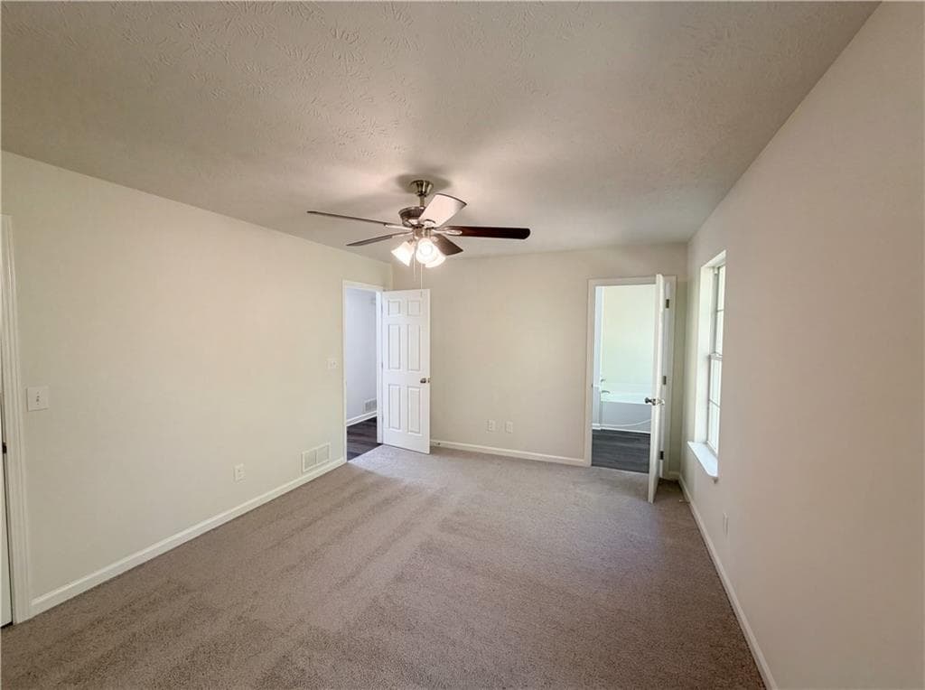 4 bedroom, 3 bathroom, 1,802 sq ft single family residence under contract at 416 Busby Lane, Winder, GA 30680 — photo 4