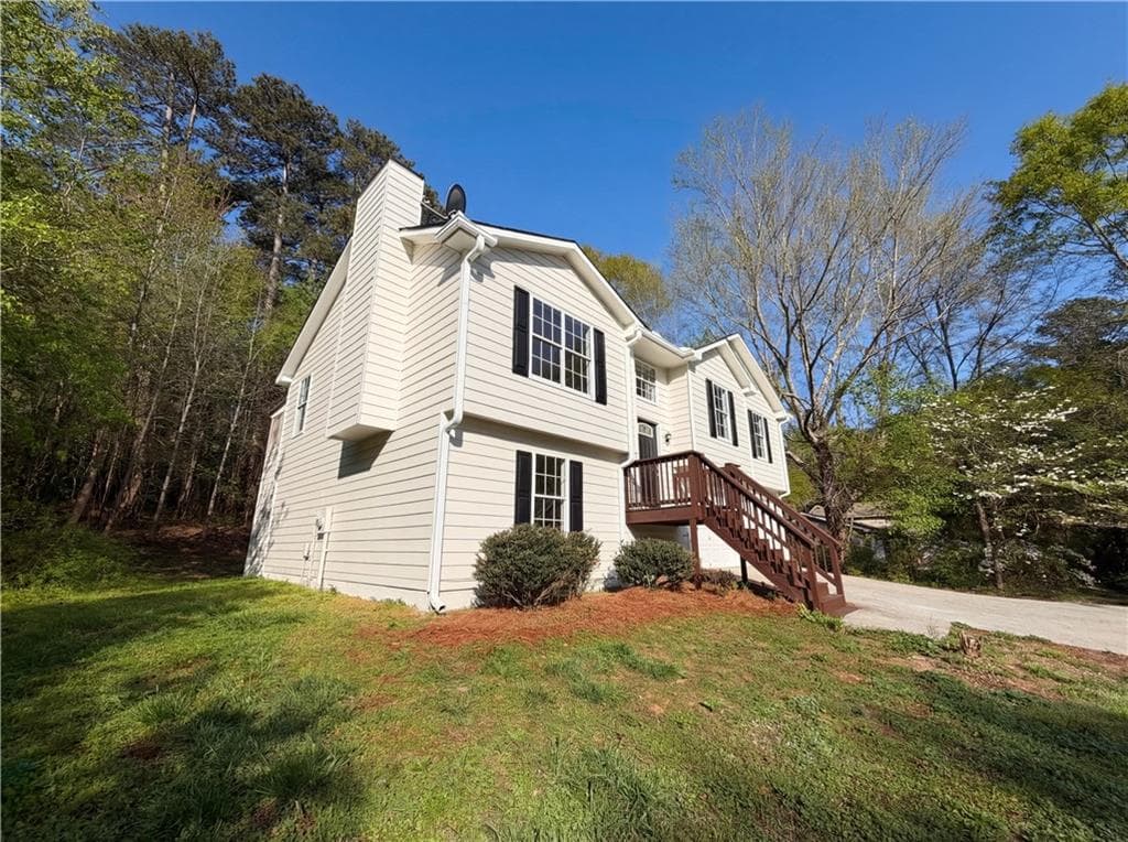 4 bedroom, 3 bathroom, 1,802 sq ft single family residence under contract at 416 Busby Lane, Winder, GA 30680 — photo 7