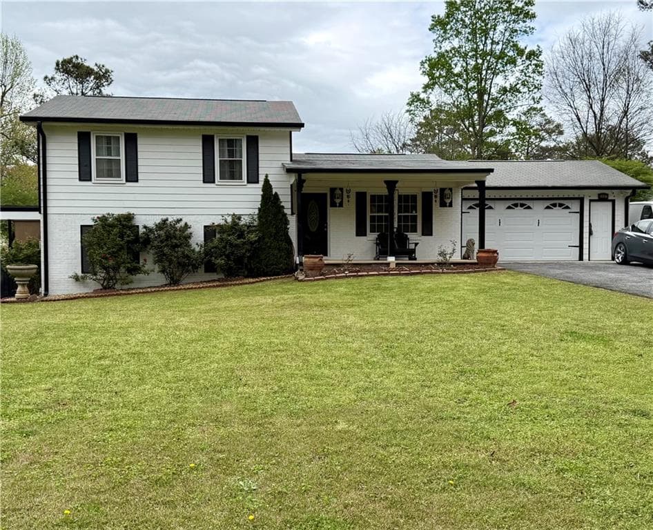 3 bedroom, 4 bathroom, 1,920 sq ft single family residence for sale at 3007 Hidden Drive, Lawrenceville, GA 30044