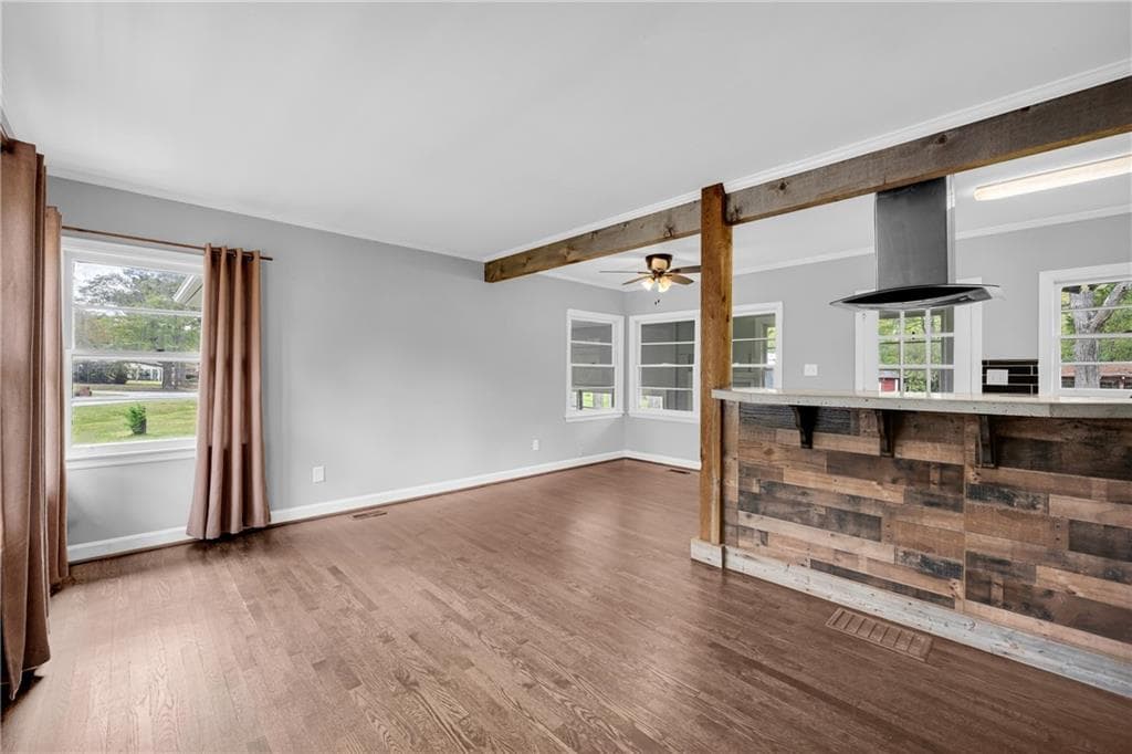 2 bedroom, 1 bathroom, 1,498 sq ft single family residence for sale at 58 Andrew Jackson Street, Commerce, GA 30529 — photo 2