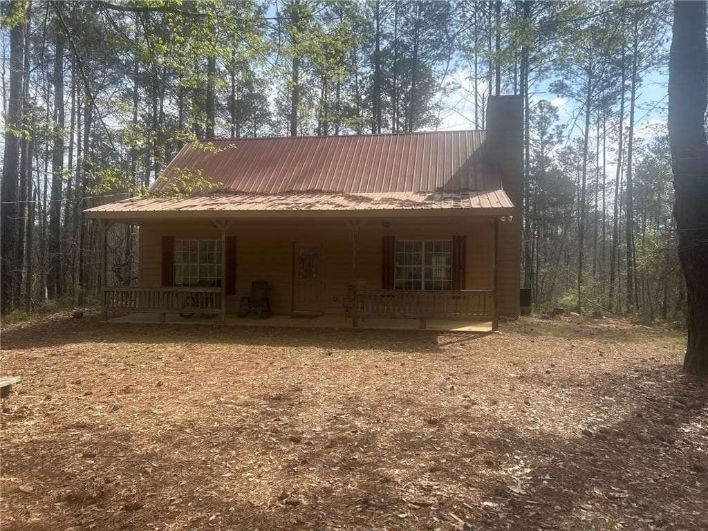 3 bedroom, 1 bathroom, 1,000 sq ft single family residence sold at 1000 N State Line Rd, LaGrange, GA 30240