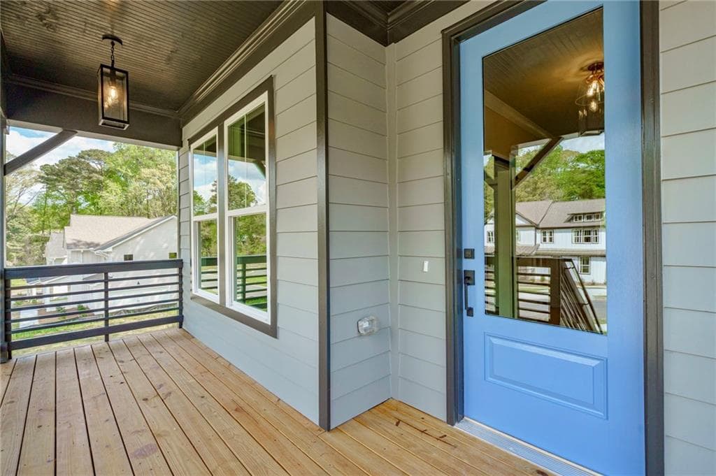 6 bedroom, 5 bathroom, 3,980 sq ft single family residence for sale at 1697 Eastside Parc Street, Atlanta, GA 30316 — photo 4