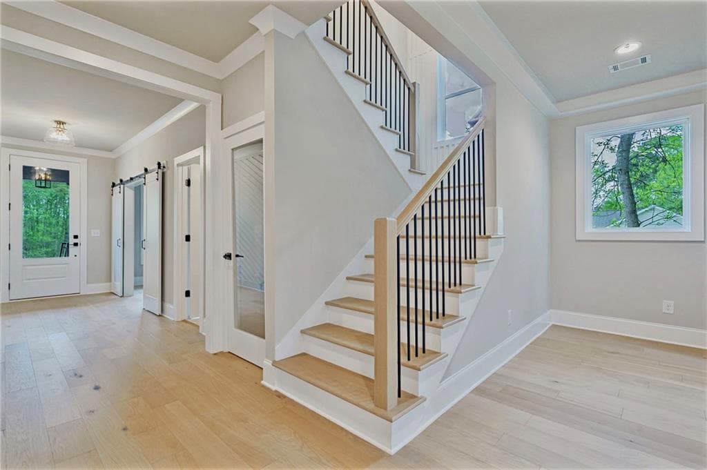 6 bedroom, 5 bathroom, 3,980 sq ft single family residence for sale at 1697 Eastside Parc Street, Atlanta, GA 30316 — photo 10