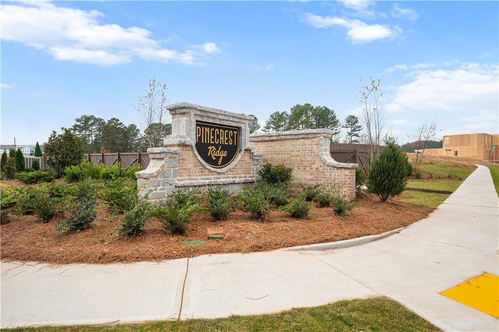 5 bedroom, 4 bathroom, 2,884 sq ft single family residence for sale at 693 Secret Garden Lane, Dacula, GA 30019 — photo 6