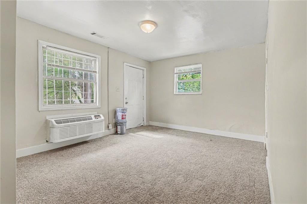 quadruplex under contract at 272 Glenn Street, Atlanta, GA 30312 — photo 2