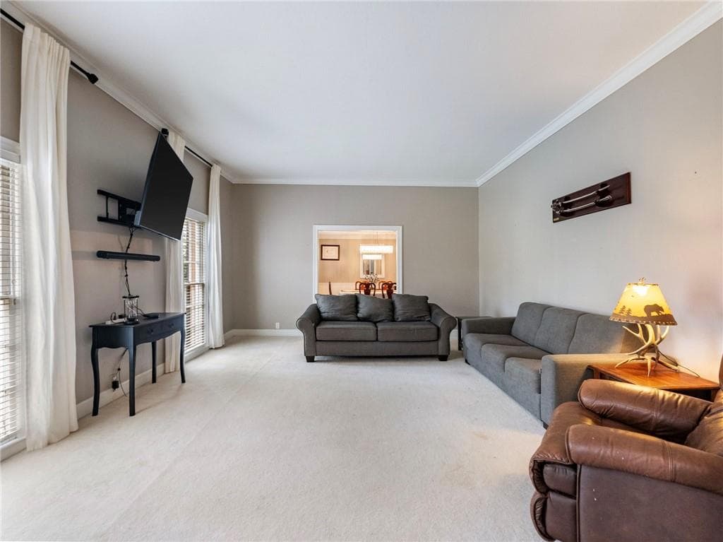 5 bedroom, 3 bathroom, 3,614 sq ft single family residence for sale at 945 Poplar Street, Monroe, GA 30655 — photo 10