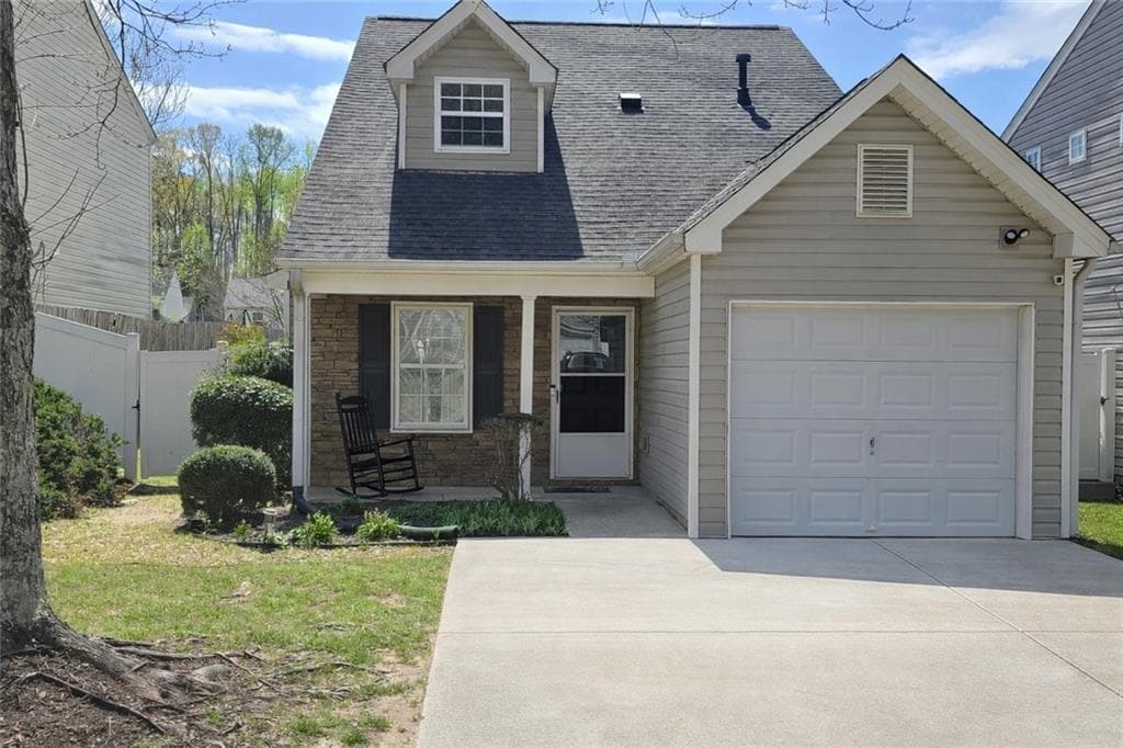 3 bedroom, 2 bathroom, 1,666 sq ft single family residence sold at 163 Silver Fox Trail, Dallas, GA 30157