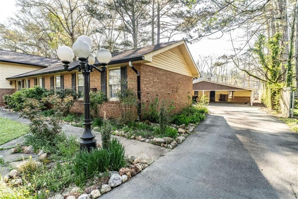5 bedroom, 3 bathroom, 3,774 sq ft single family residence for sale at 103 Rolling Oaks Drive, Rome, GA 30165 — photo 3