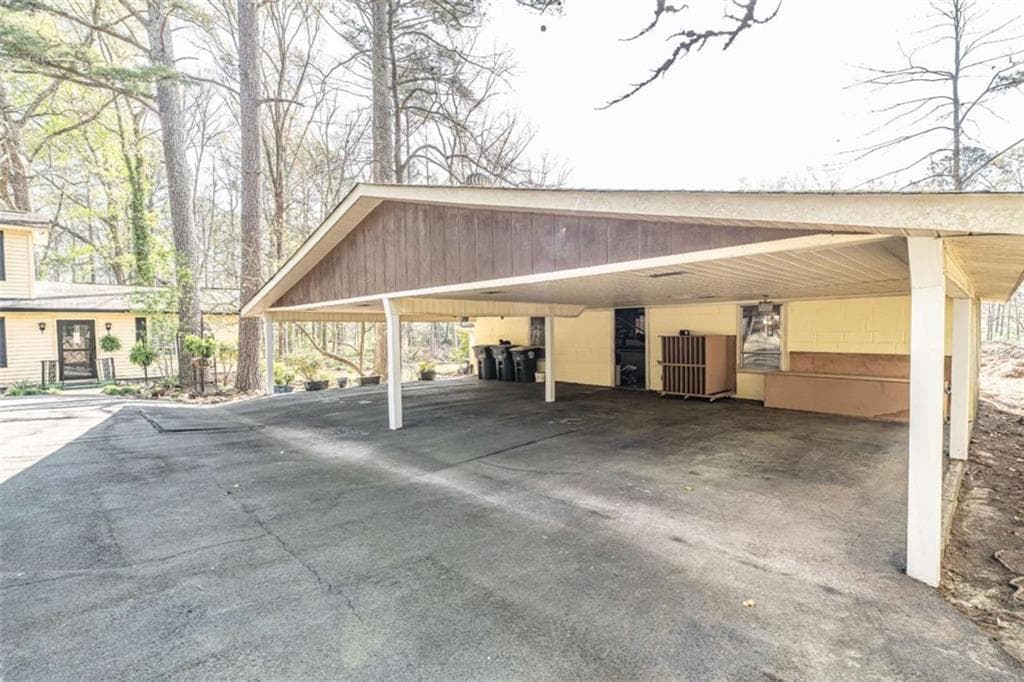 5 bedroom, 3 bathroom, 3,774 sq ft single family residence for sale at 103 Rolling Oaks Drive, Rome, GA 30165 — photo 6