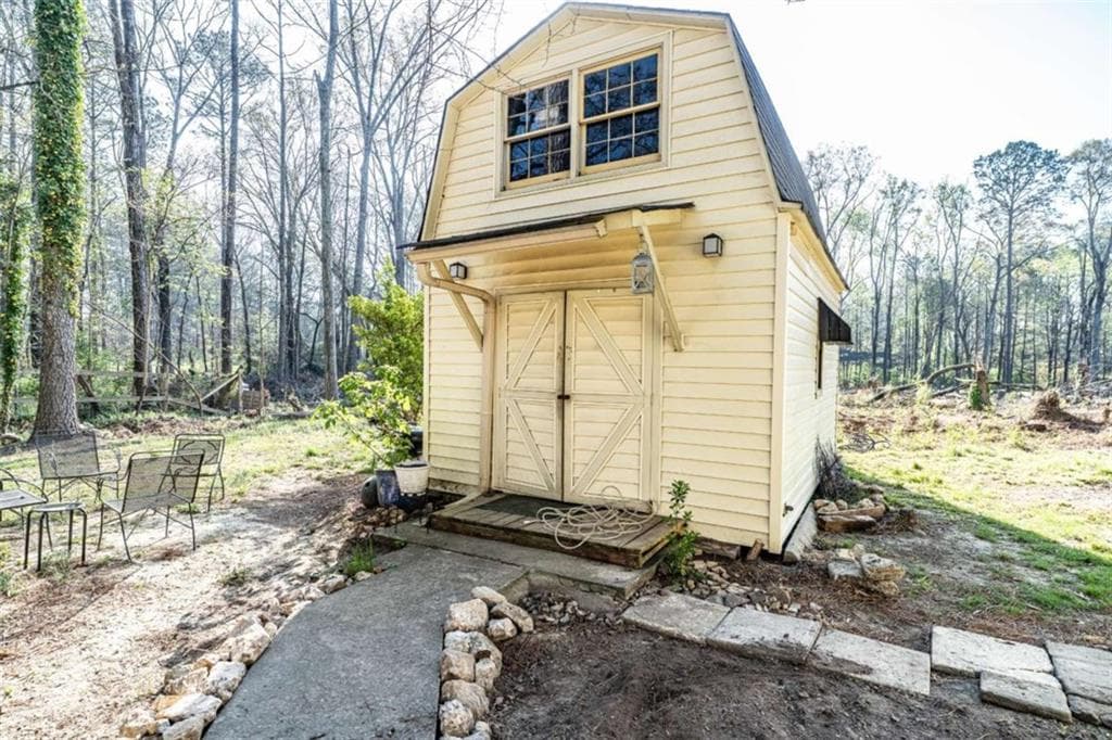5 bedroom, 3 bathroom, 3,774 sq ft single family residence for sale at 103 Rolling Oaks Drive, Rome, GA 30165 — photo 7