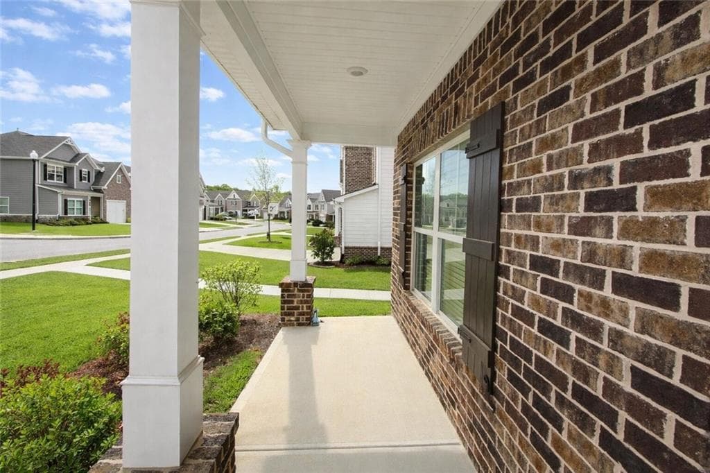 4 bedroom, 3 bathroom, 2,544 sq ft single family residence for sale at 615 Clark Lake Estates Drive, Grayson, GA 30017 — photo 6