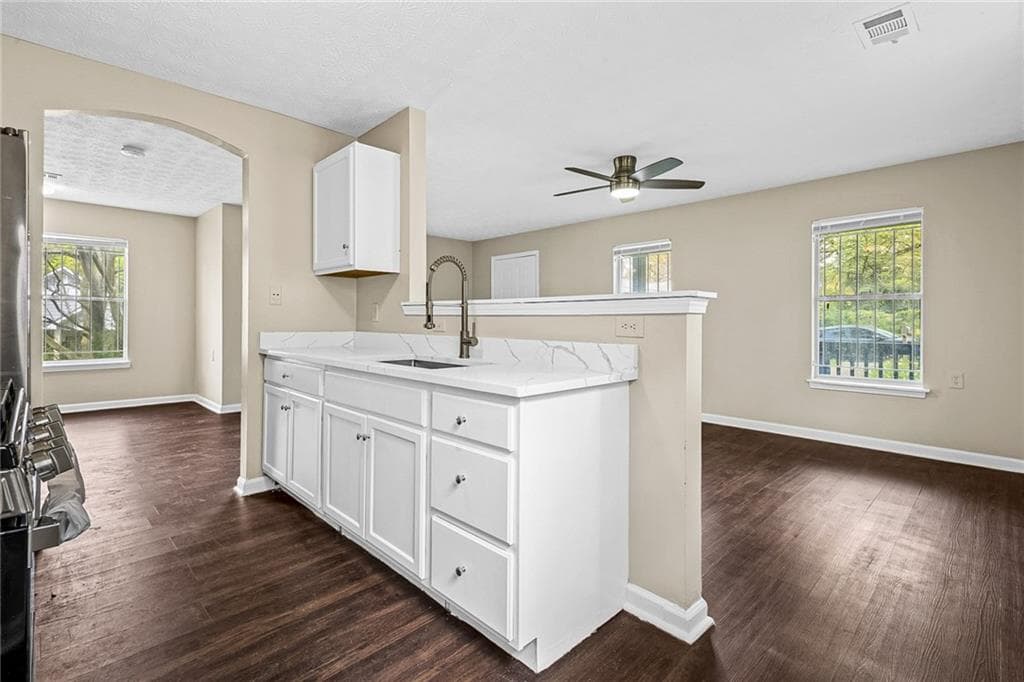 3 bedroom, 1 bathroom, 1,144 sq ft single family residence for sale at 660 Cedar Avenue, Atlanta, GA 30318 — photo 7