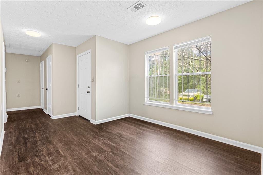 3 bedroom, 1 bathroom, 1,144 sq ft single family residence for sale at 660 Cedar Avenue, Atlanta, GA 30318 — photo 10