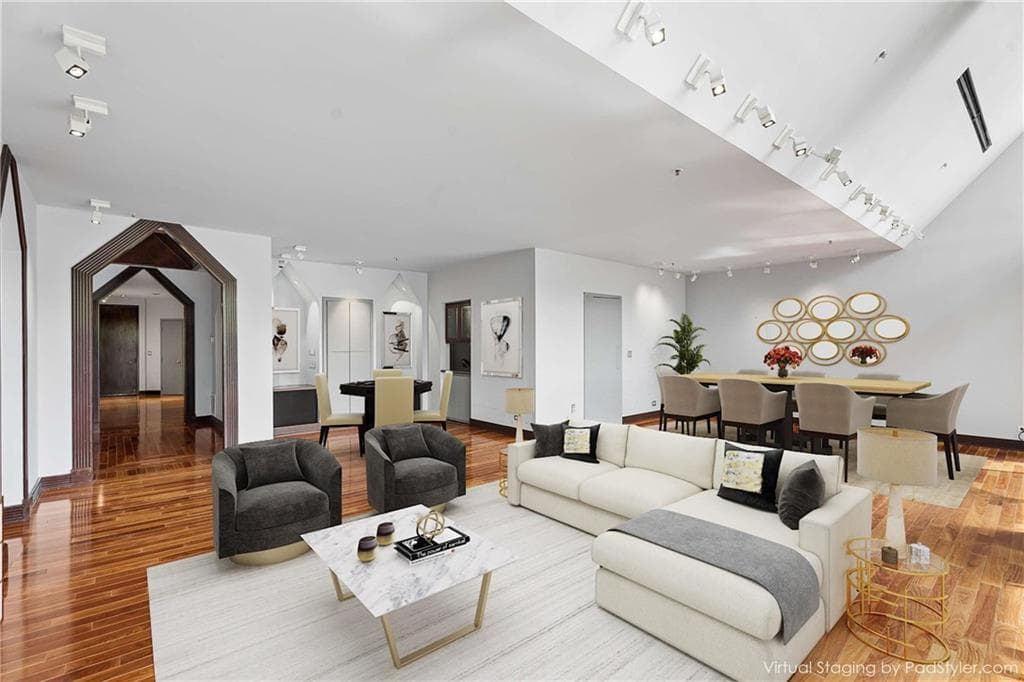 2 bedroom, 2 bathroom, 2,403 sq ft condominium under contract at 2660 Peachtree Road 4A, Atlanta, GA 30305 — photo 6