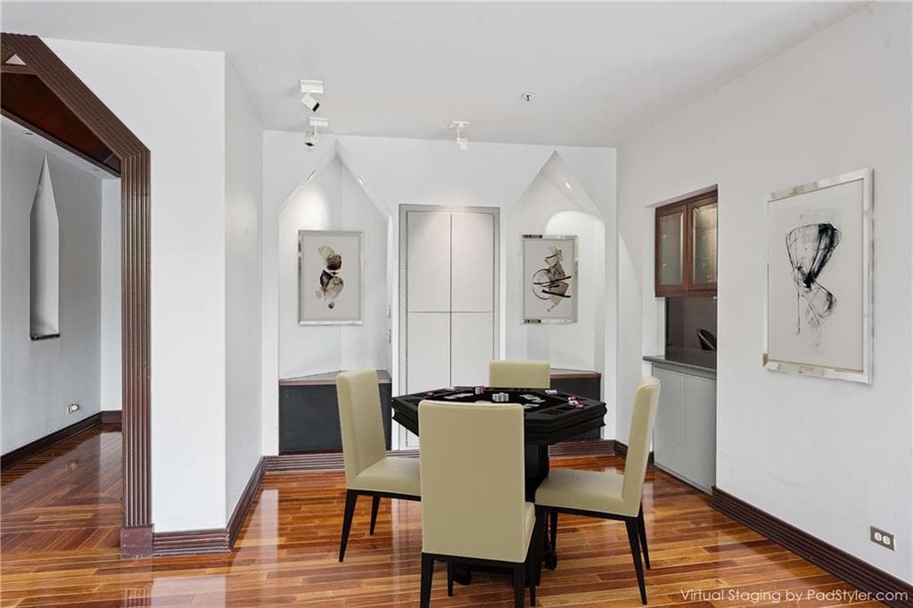 2 bedroom, 2 bathroom, 2,403 sq ft condominium under contract at 2660 Peachtree Road 4A, Atlanta, GA 30305 — photo 8