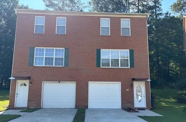 2 bedroom, 3 bathroom, 1,448 sq ft townhouse for sale at 51 Davis Mill Court, Lawrenceville, GA 30044