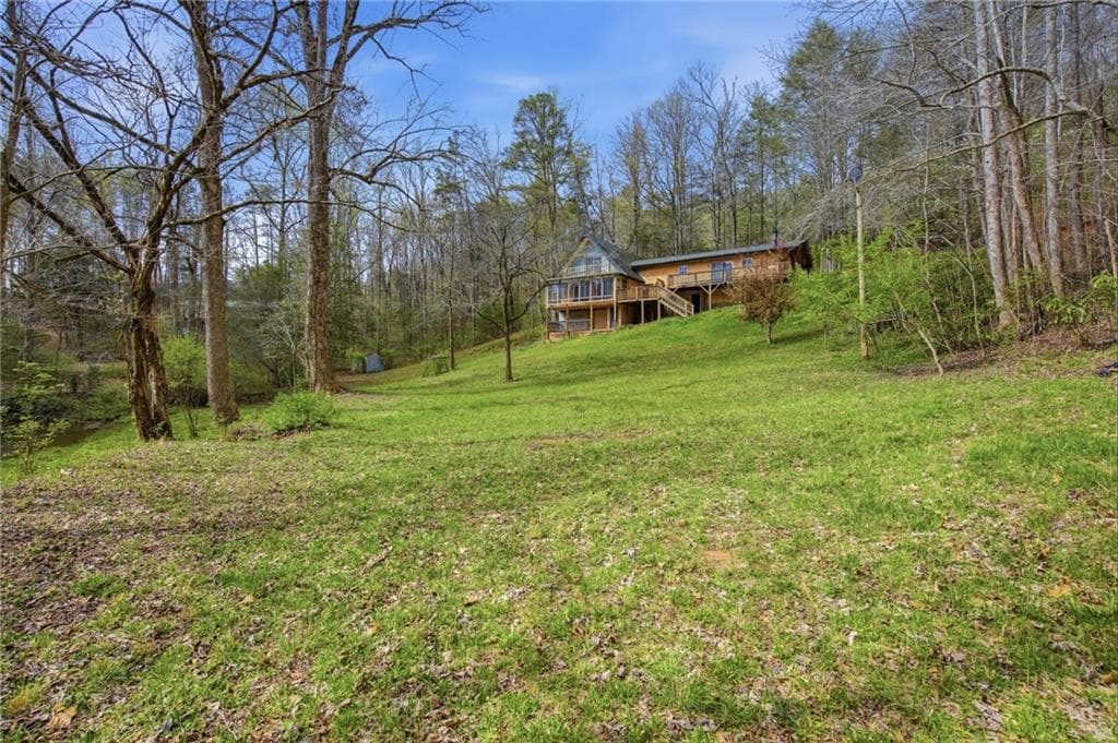 4 bedroom, 3 bathroom, 2,900 sq ft single family residence under contract at 640 Edwards Parkway, Cleveland, GA 30528 — photo 8