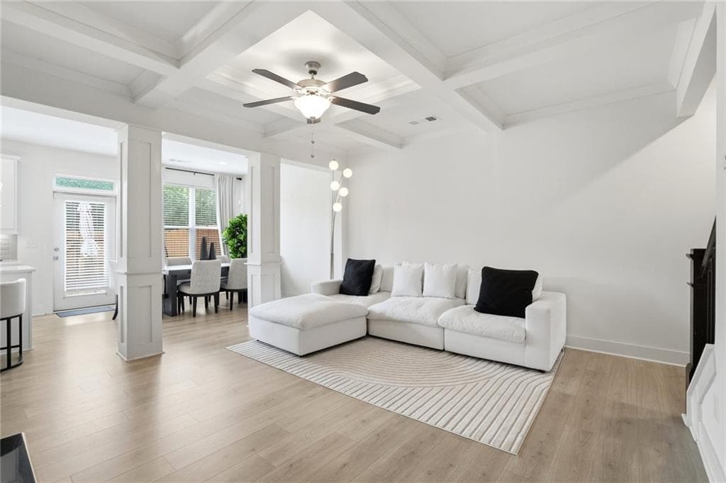 3 bedroom, 3 bathroom, 1,983 sq ft townhouse for sale at 7757 Medieval Street, Fairburn, GA 30213 — photo 8