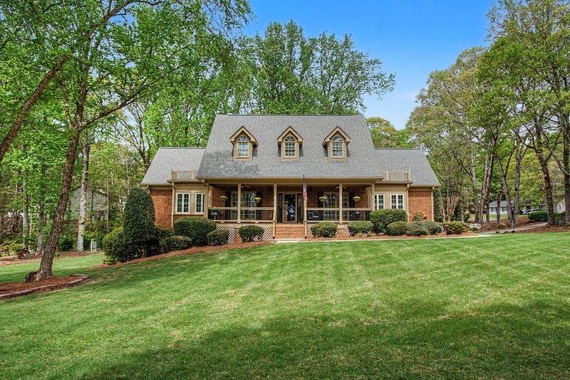 3 bedroom, 4 bathroom, 4,036 sq ft single family residence for sale at 3275 Fence Road, Dacula, GA 30019 — photo 3