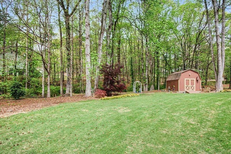 3 bedroom, 4 bathroom, 4,036 sq ft single family residence for sale at 3275 Fence Road, Dacula, GA 30019 — photo 10