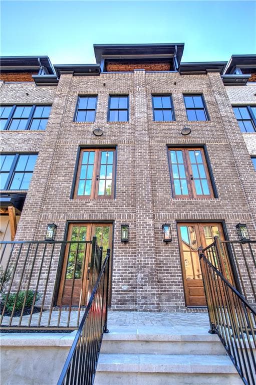 3 bedroom, 4 bathroom, 2,411 sq ft townhouse for sale at 178 W Main Street 205, Cartersville, GA 30120 — photo 7