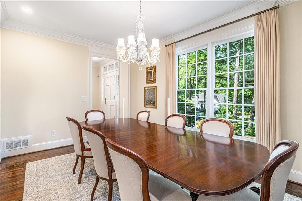 4 bedroom, 5 bathroom, 3,575 sq ft single family residence for rent at 575 Peachtree Battle Avenue, Atlanta, GA 30305 for $9,500 a month — photo 9