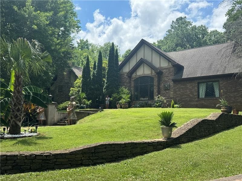 4 bedroom, 4 bathroom, 4,261 sq ft single family residence for sale at 3000 Cathedral Place, Decatur, GA 30034 — photo 2