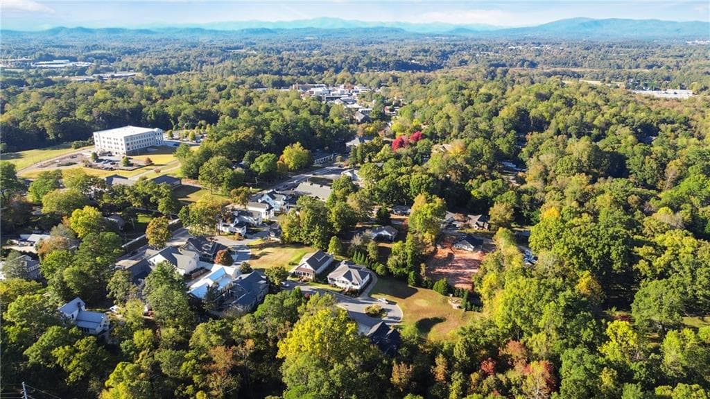 single family residence for sale at 148 Village Drive, Clarkesville, GA 30523 — photo 8