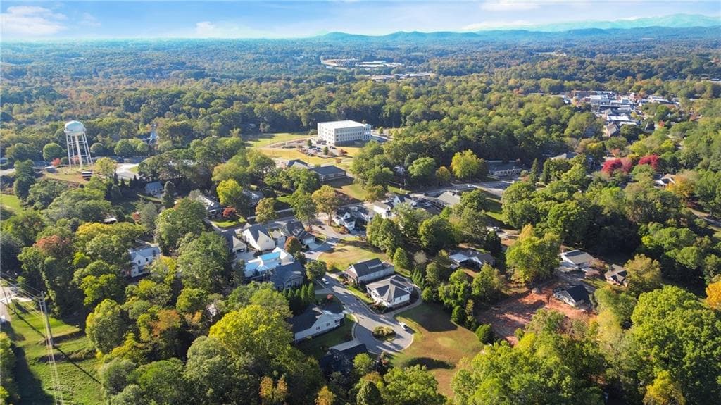 single family residence for sale at 148 Village Drive, Clarkesville, GA 30523 — photo 9