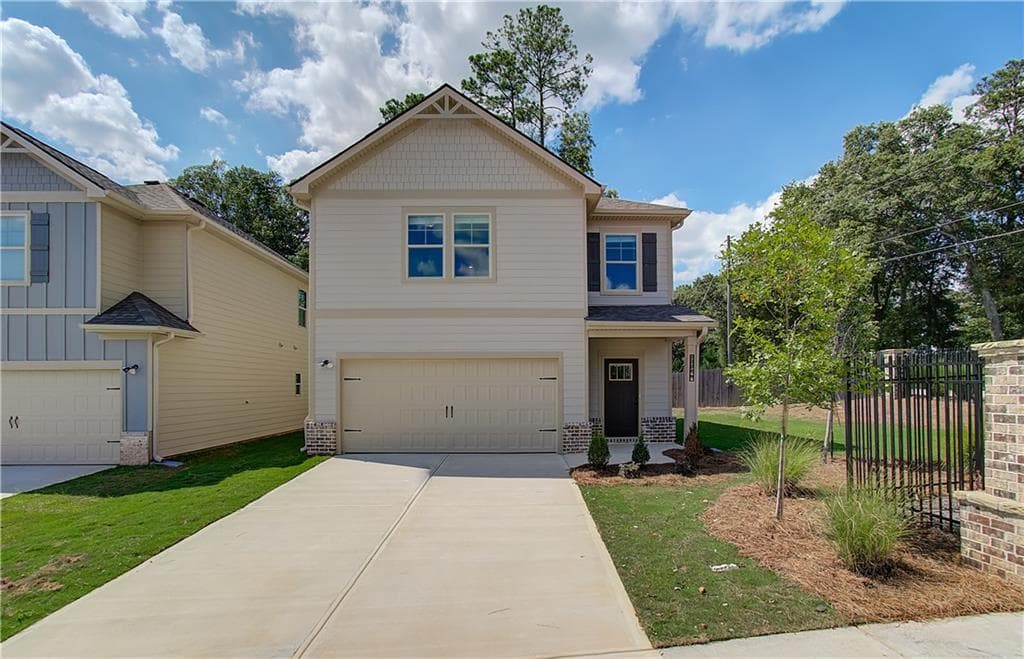 3 bedroom, 3 bathroom, 1,721 sq ft single family residence sold at 11635 Brightside Parkway, Hampton, GA 30228