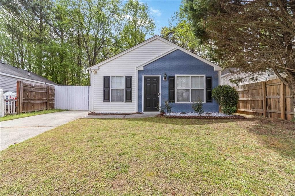 3 bedroom, 2 bathroom, 1,008 sq ft single family residence sold at 1852 Patterson Park Drive, Lawrenceville, GA 30044