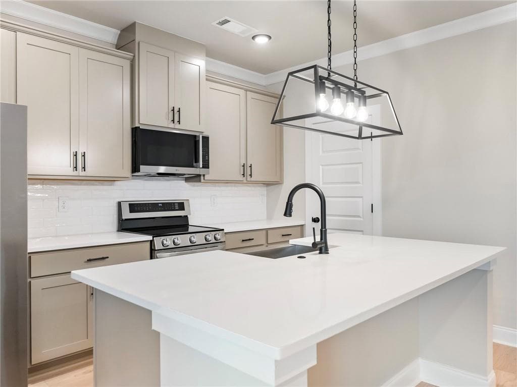 4 bedroom, 3 bathroom, 1,822 sq ft townhouse for sale at 107 Grand Highlands Lane, Winder, GA 30680 — photo 9